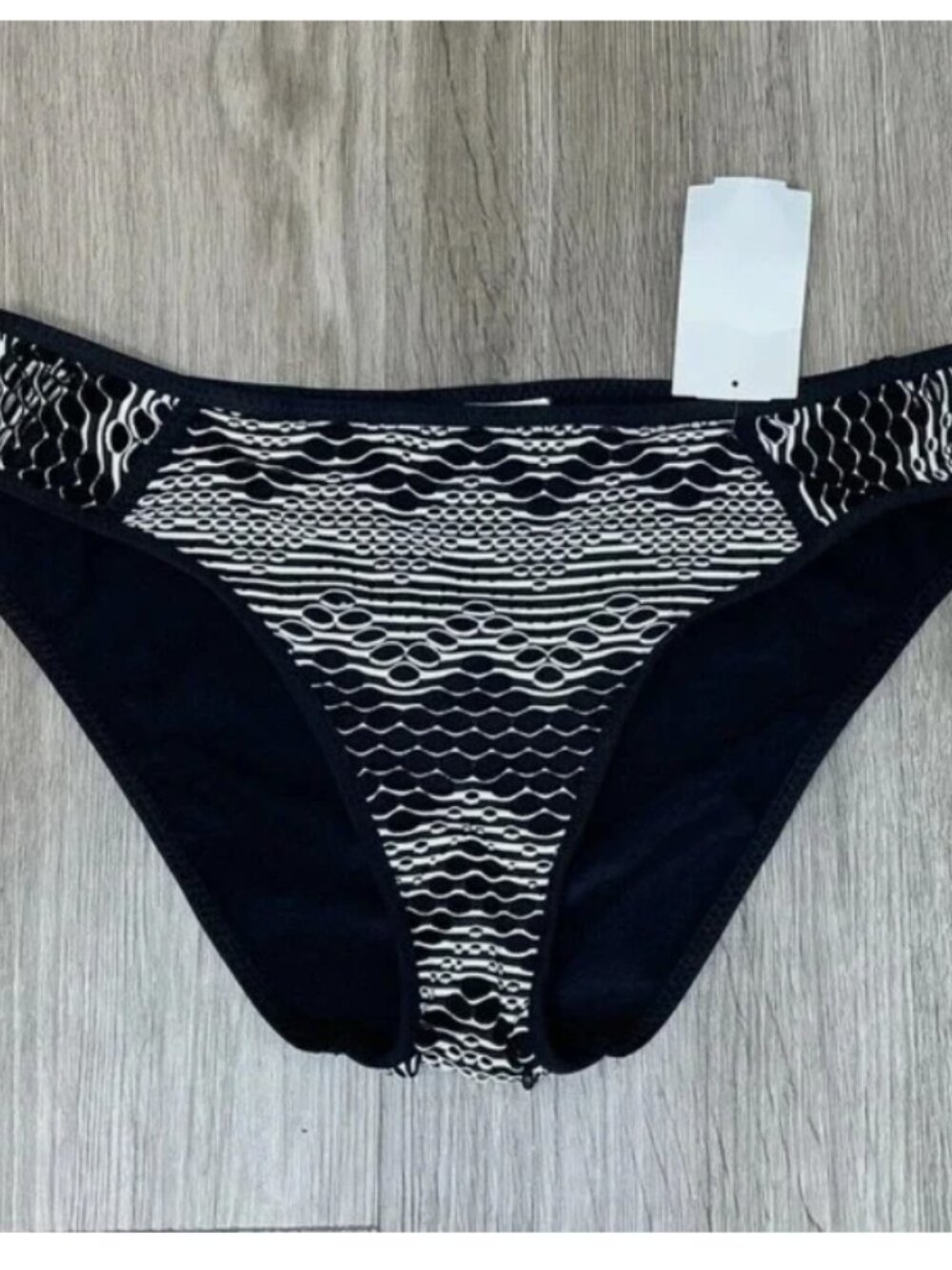 NWT BECCA Rebecca Virtue Reveal Crochet Hipster Bikini Swim Bottom Black White L
